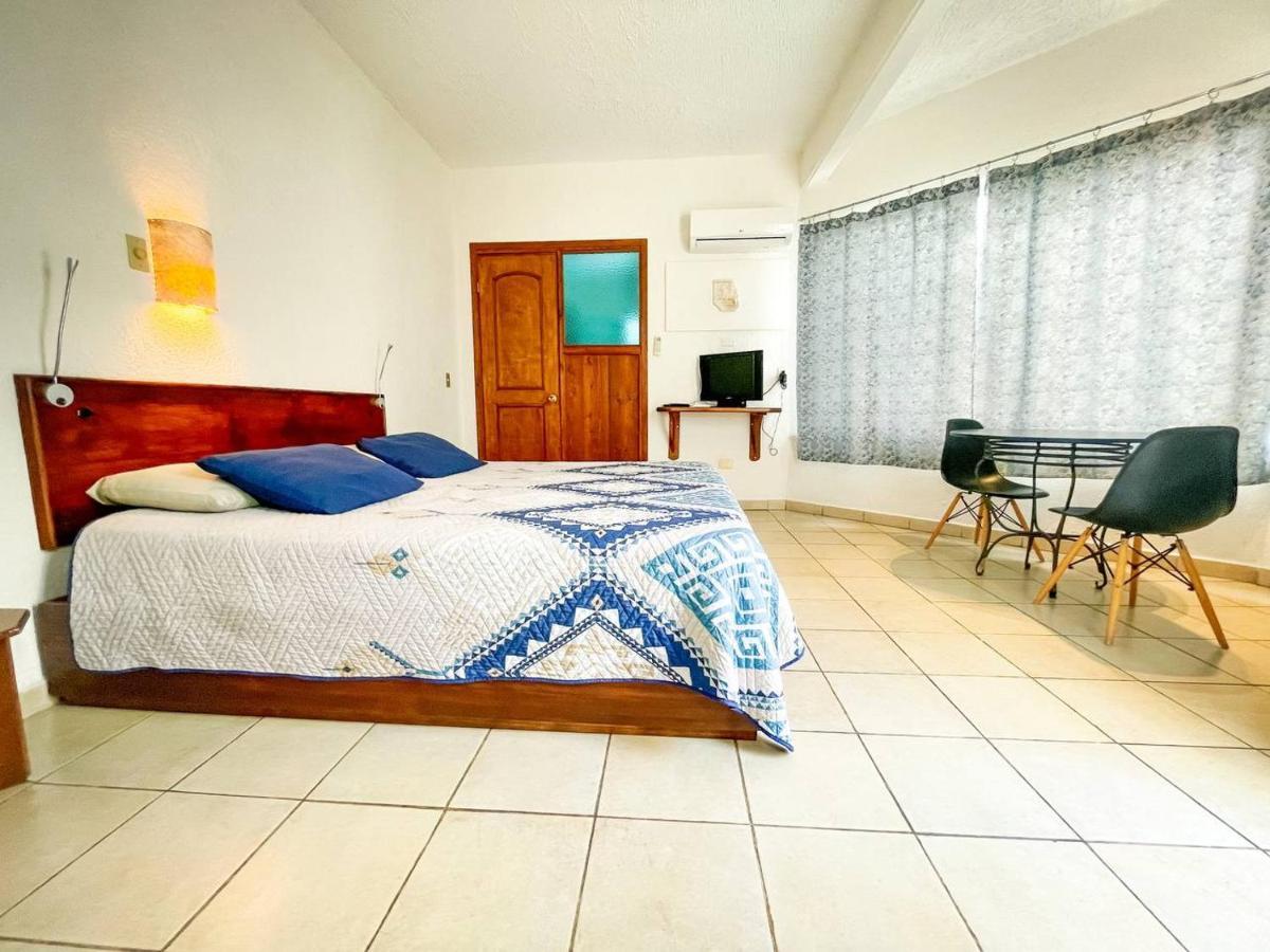 Hotel Allende 3*